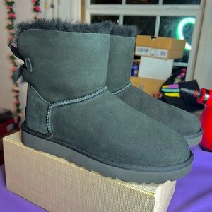 Ugg Mini Bailey Bow ll